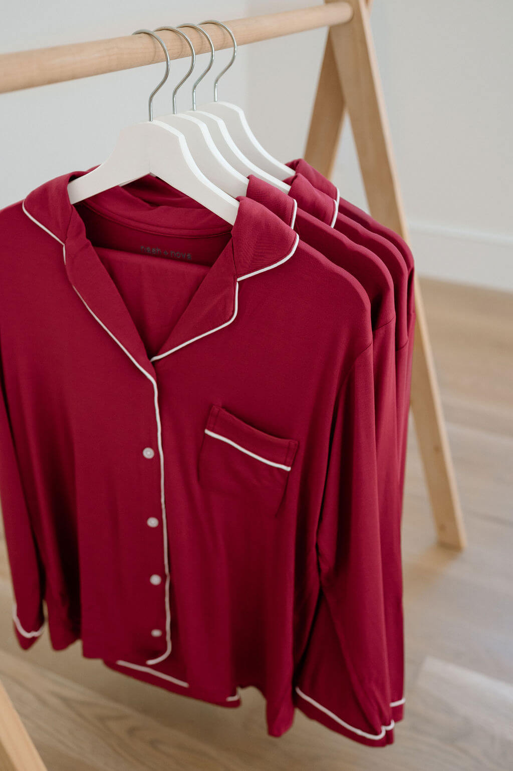 Bambupyjamas för dam - Röd